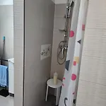 شقة Nagyi